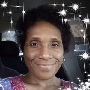 Meet your Posher, Dina